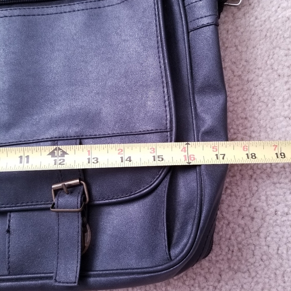 Leather Buckled Academic Messenger Shoulder Bag - Picture 13 of 16